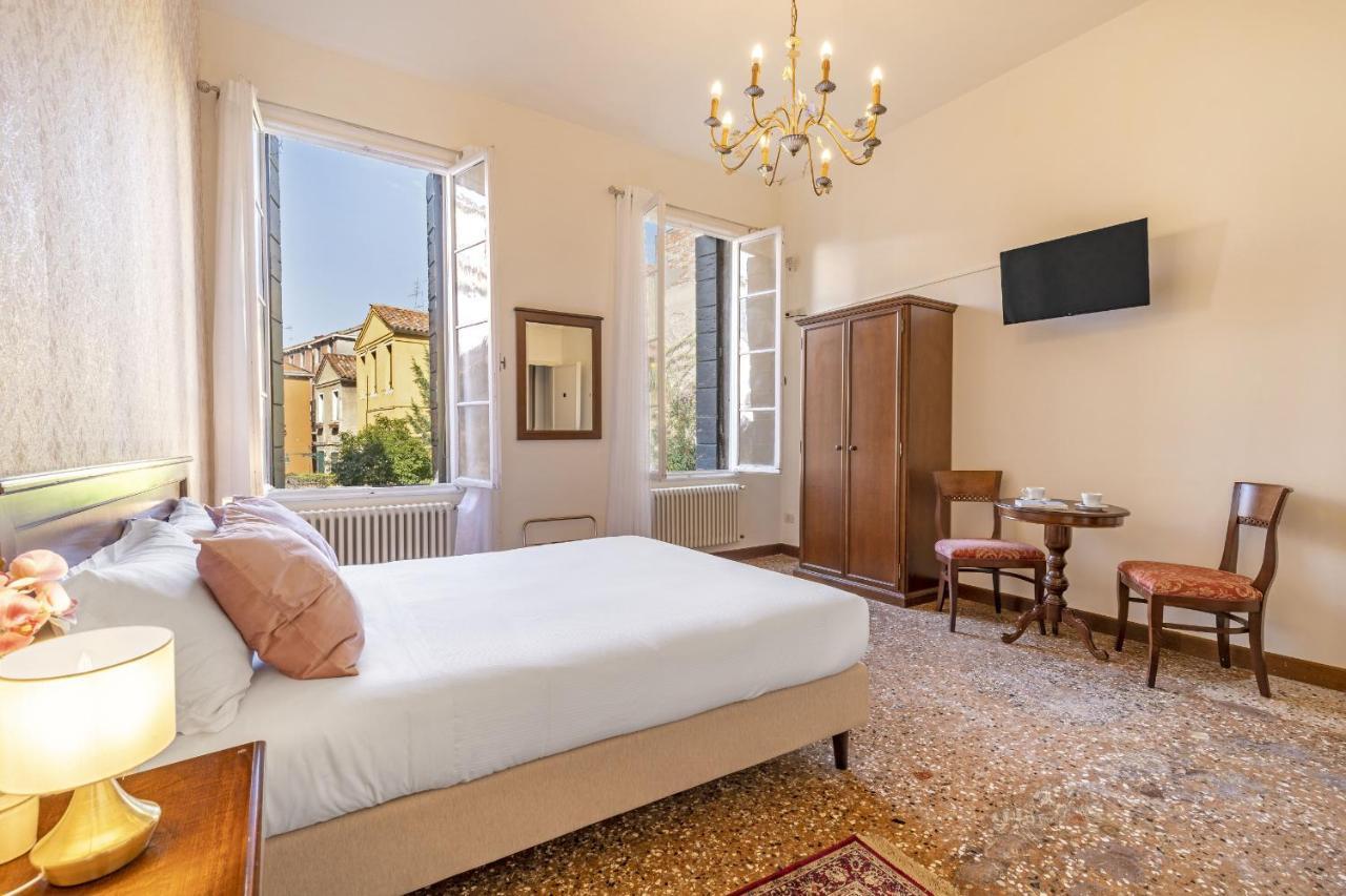 Residenza Centopietre - Dorsoduro By Wonderful Italy Veneza Exterior foto